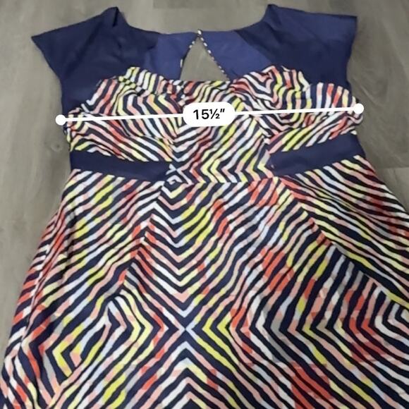 BCBGeneration Midnight Blue Multi Zebra Stripe Short Sleeve Mini Dress Sz 8 NEW‎ - Picture 8 of 9